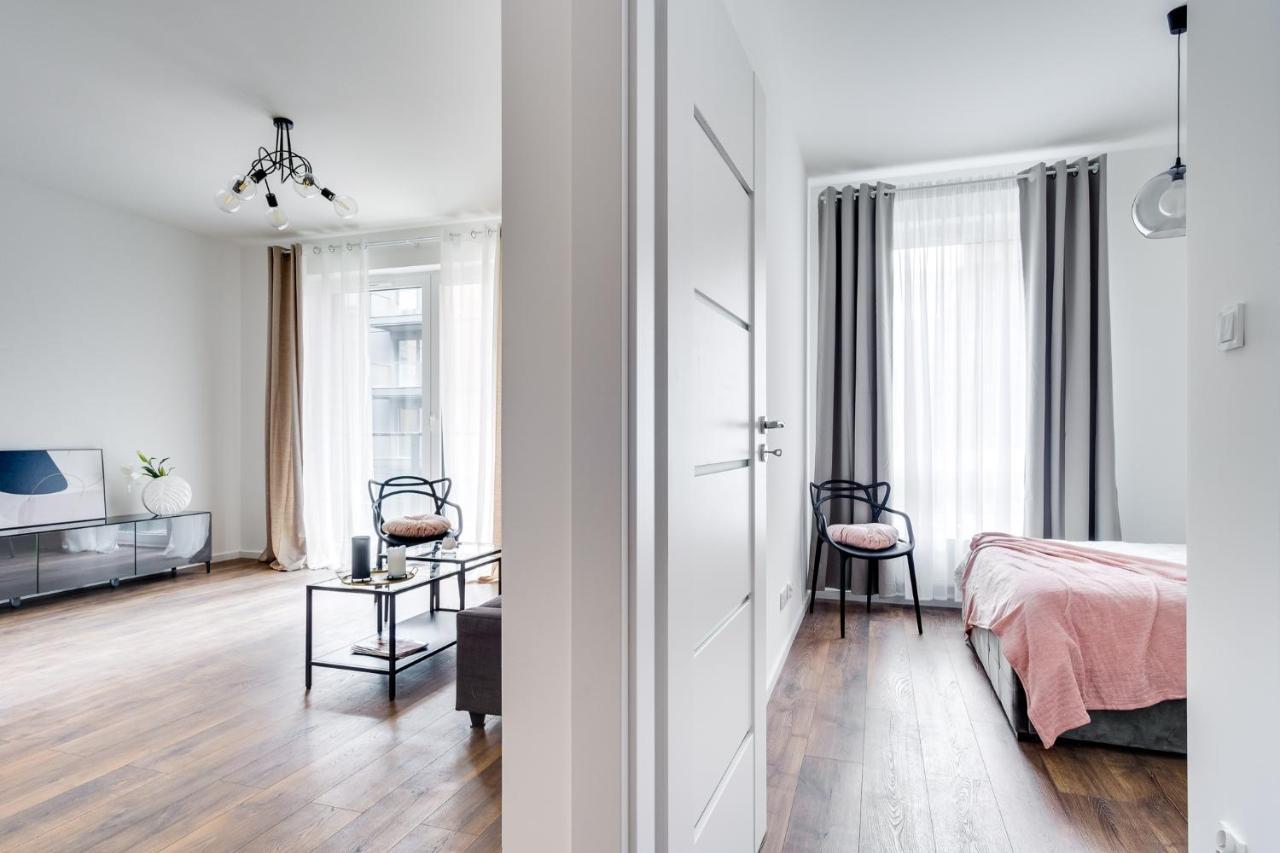 Apartament Chwaliszewo Z Balkonem - Free Parking Poznań Esterno foto