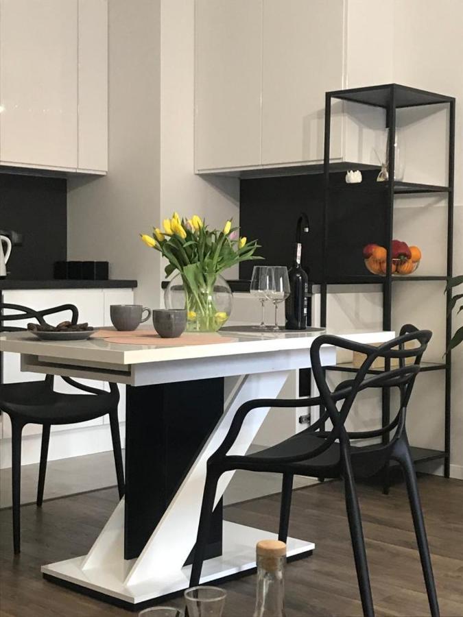 Apartament Chwaliszewo Z Balkonem - Free Parking Poznań Esterno foto