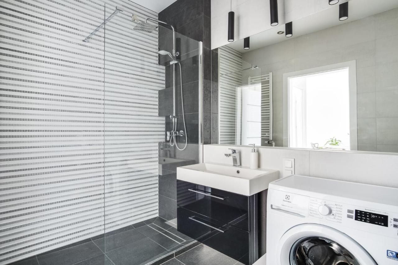 Apartament Chwaliszewo Z Balkonem - Free Parking Poznań Esterno foto